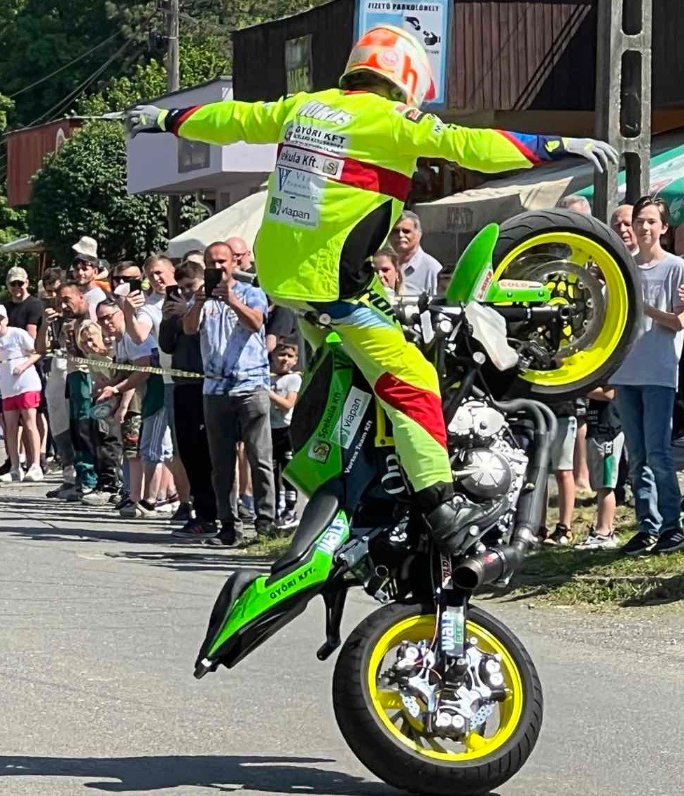 Stunt